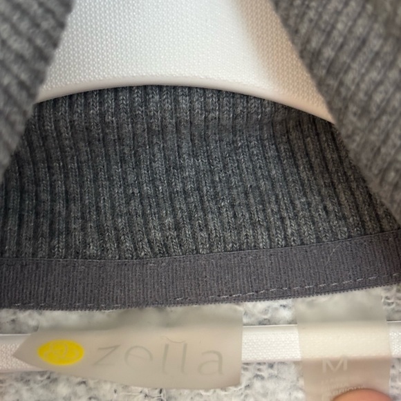 Zella Gray Open Front Wrap - Picture 7 of 9